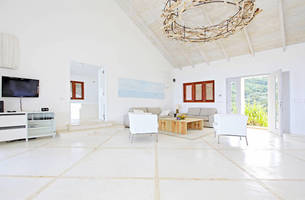 Commercial in Cosón, Dominican Republic