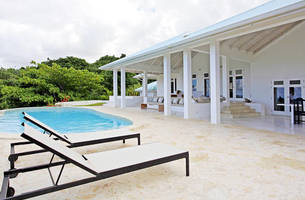 Commercial in Cosón, Dominican Republic